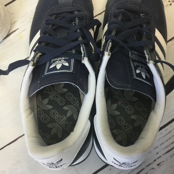 Adidas Samoa Navy Sneakers, Size 6.5 - Picture 6 of 8